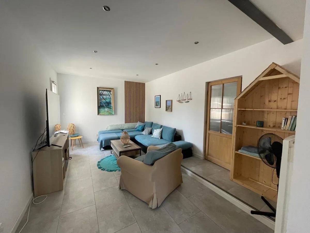 Holiday home Villa Pierre Et Mer, Maison 6 Personnes A Deux Pas Des Plages Hyeres